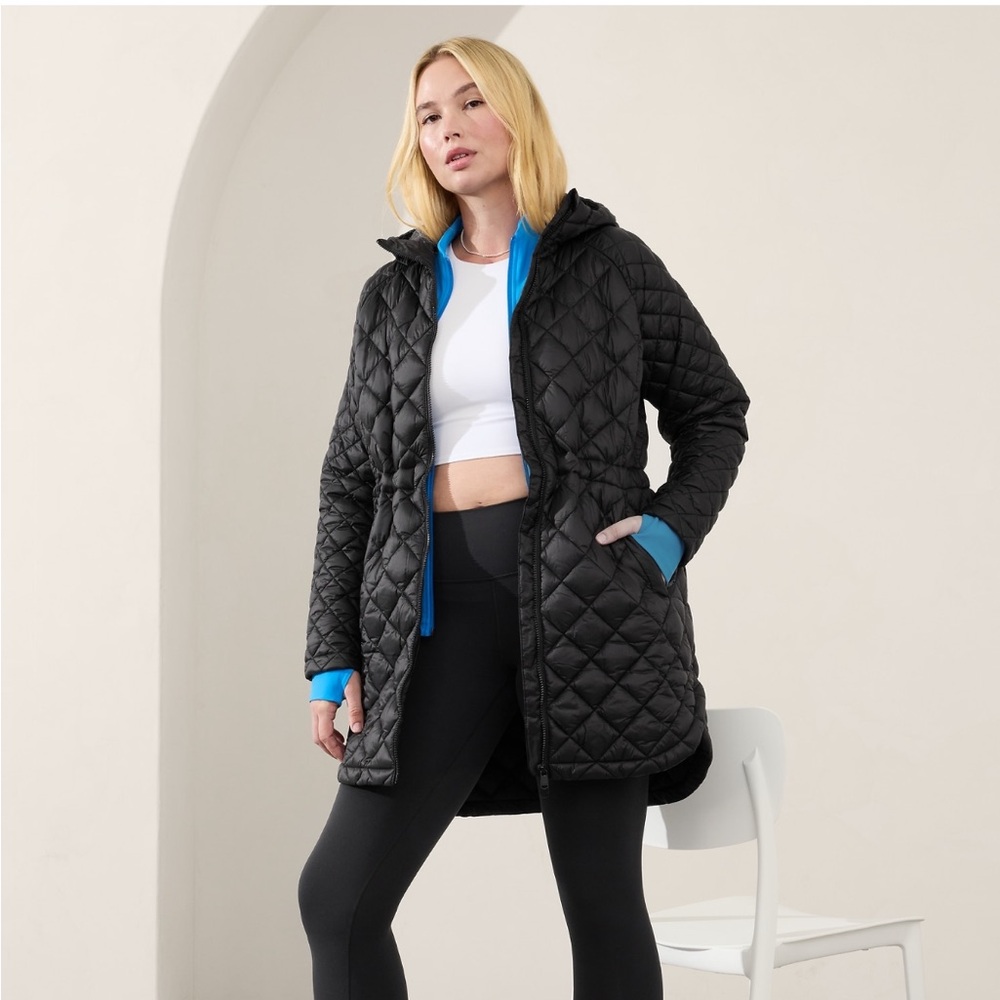 Athleta Women's Whisper Featherless Puffer Parka — NEW WITH TAGS 1x BLACK